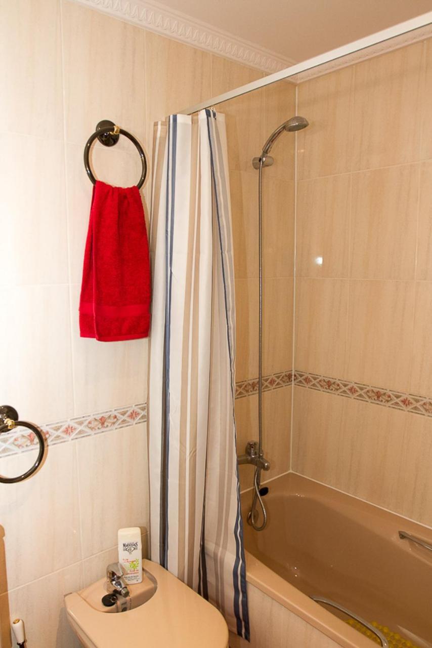 Carihuela Apartment Torremolinos Bagian luar foto