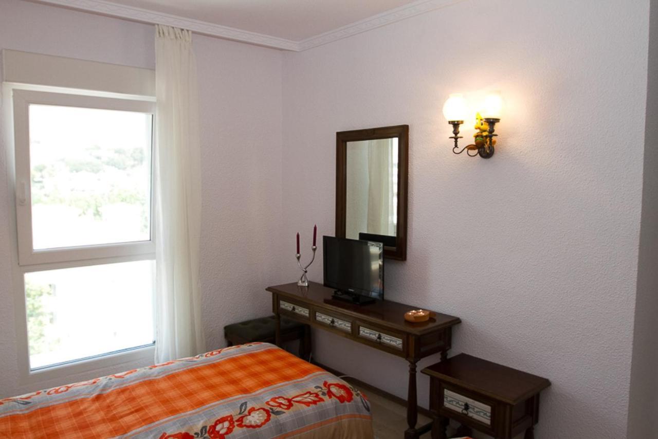 Carihuela Apartment Torremolinos Bagian luar foto