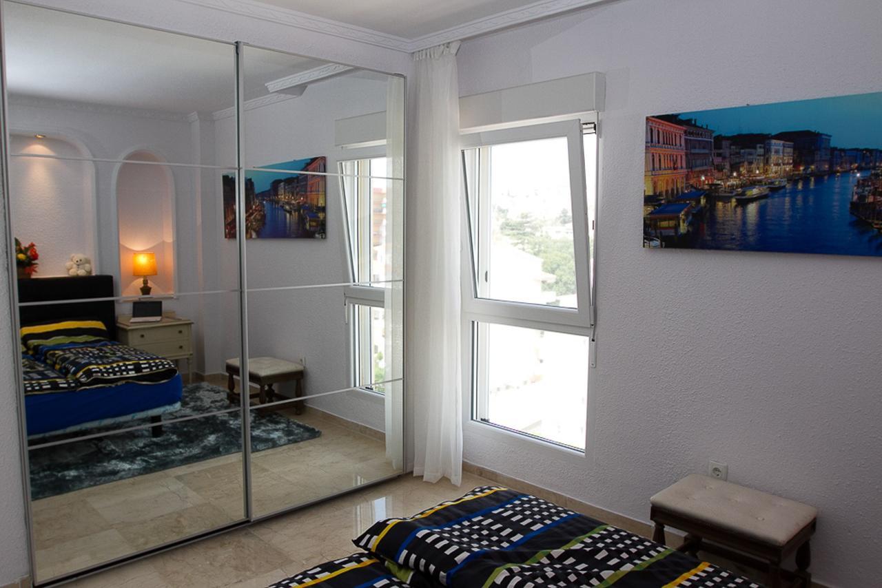 Carihuela Apartment Torremolinos Bagian luar foto