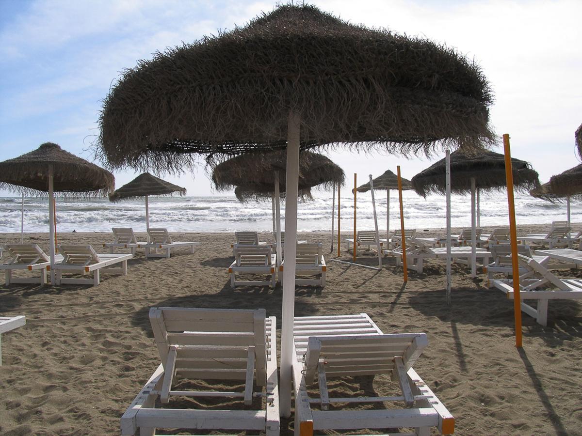 Carihuela Apartment Torremolinos Bagian luar foto
